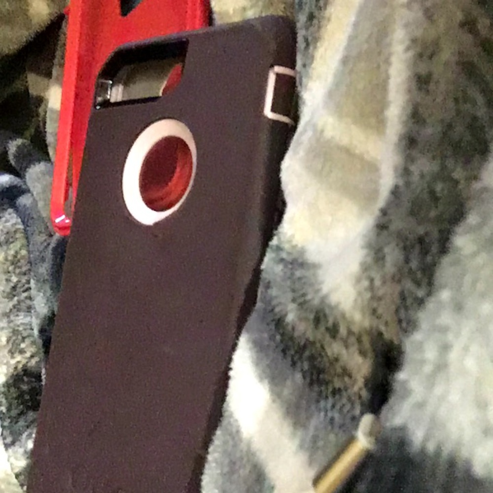 Phone cases. - Picture 2 of 3
